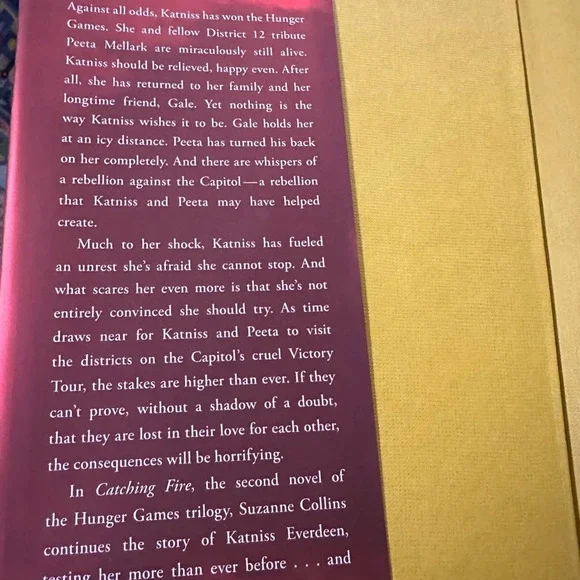 Catching Fire by Suzanne Collins - Hunger Games . Hardcover - Picture 2 of 4